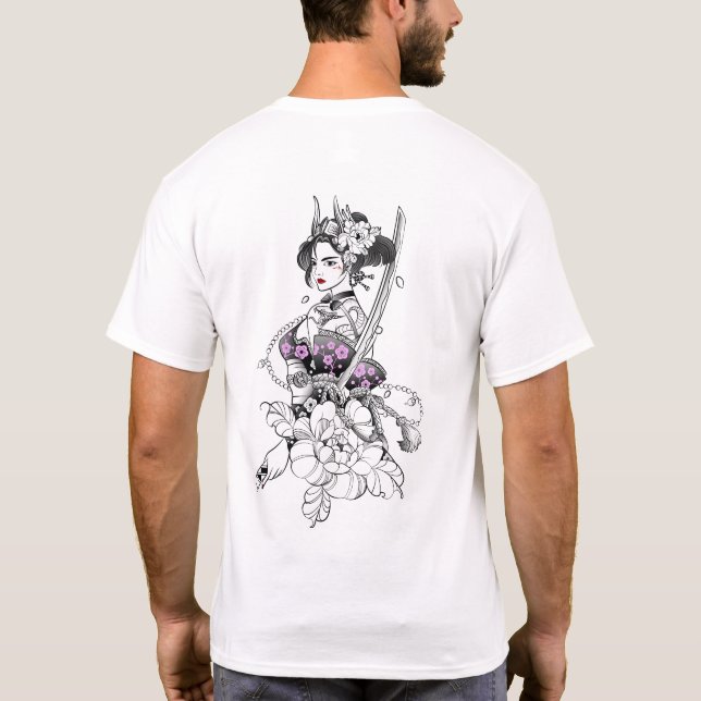 "Beautiful Samurai Geisha with Katana" T-Shirt (Rückseite)