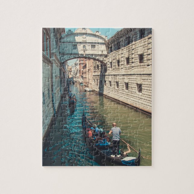 Beautiful Venice with Gondola Scene Puzzle (Vertikal)