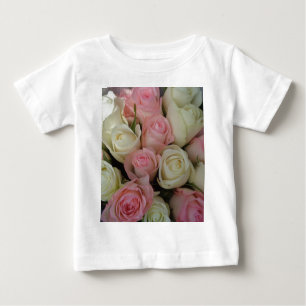 Beautiful White Roses Blume Bouquet Baby T-shirt