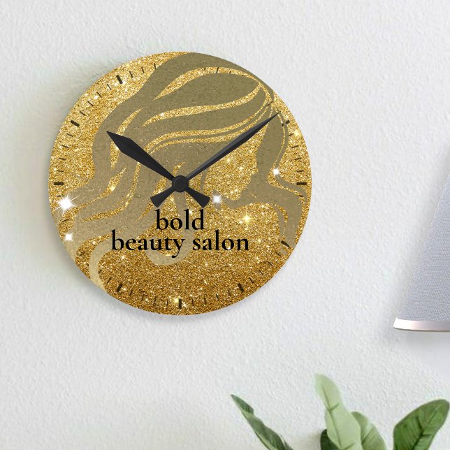Beauty Salon Individuelle Name Gold Metallic und G Runde Wanduhr (Von Creator hochgeladen)