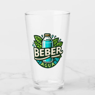 Beber agua glas