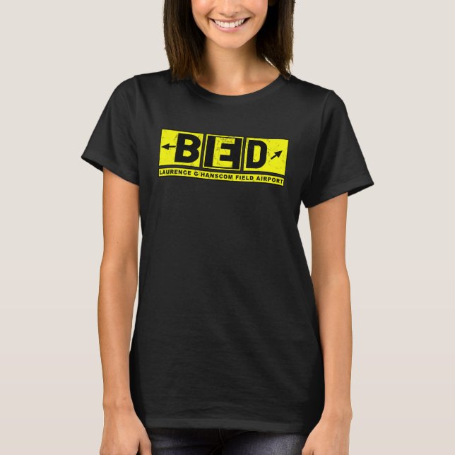 BED Laurence G Hanscom Field Airport Taxiway-Zeich T-Shirt (Vorderseite)
