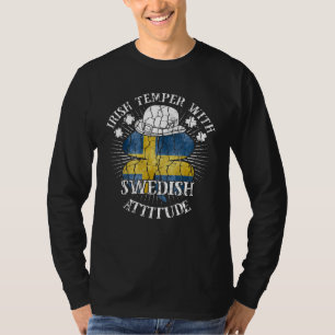 Bedrängte Irische Schwedische Einstellung Patrioti T-Shirt