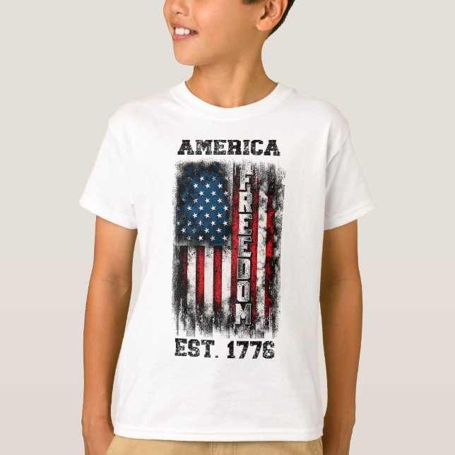 Bedrückte Freiheit der amerikanischen Flagge Est 1 T-Shirt (Vorderseite)