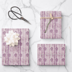 Bedruckte Motive auf lila und elfenbeinfarbenen St Geschenkpapier Set