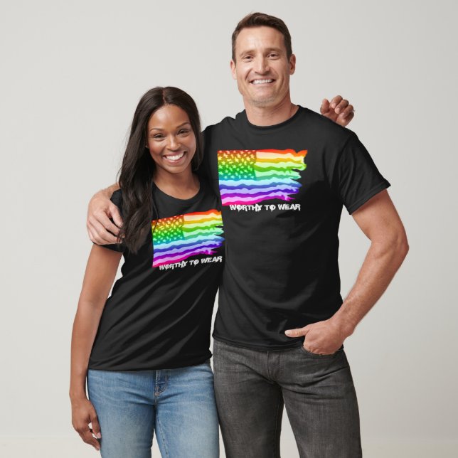 Bedrückter Regenbogen der US-Fahne - es lohnt sich T-Shirt (Unisex)