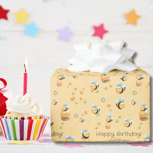 Bee Birthday Happy Birthday Individuelle Name Geschenkpapier (Von Creator hochgeladen)