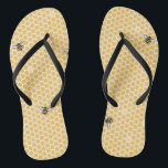 Bee Flip Flops<br><div class="desc">Sei du selbst! Ich habe es gemein,  bedecke mich von Kopf bis Fuß in Bienen. Warum nicht? Es gibt keinen guten Grund,  es nicht zu tun. Ein warmes,  gelbes Bienenmuster und perfekt köstliche Bienen werden einen guten Start ermöglichen. Du wirst so süß aussehen!</div>