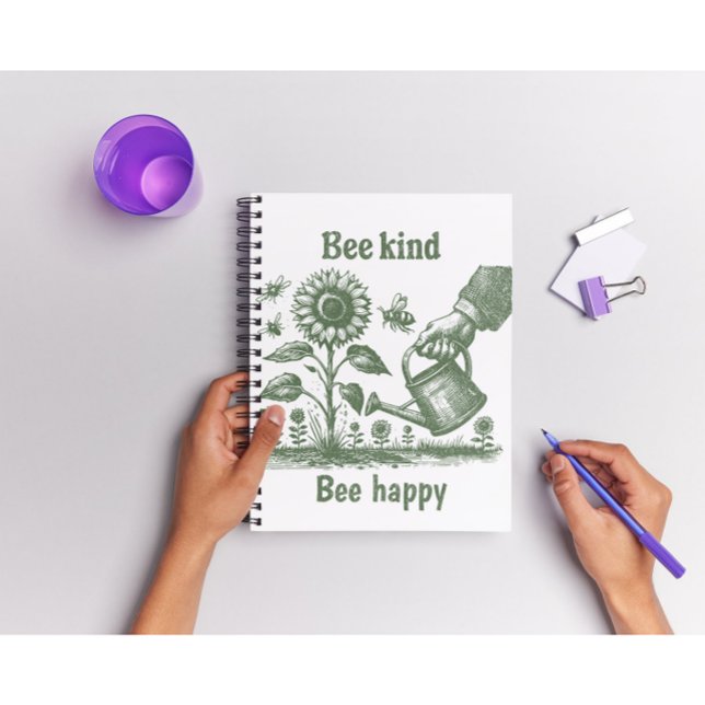 Bee Kind Bee Happy  Sunflowe Woodcut Garden Notizblock (Von Creator hochgeladen)