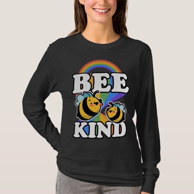 Bee Kind Cute Trendy  LGBTQ Ally Gay Pride Flag Ra T-Shirt (Vorderseite)