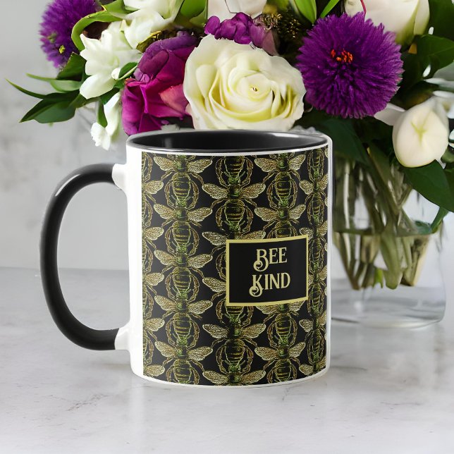 Bee Kind Elegantes Gold und Black Bee Muster Tasse (Von Creator hochgeladen)