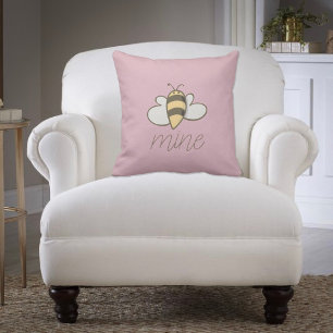 Bee mine Valentine's Day Kissen