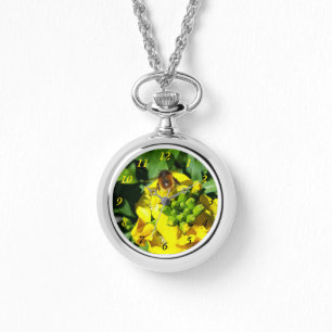 Bee on Yellow Flowers Armbanduhr