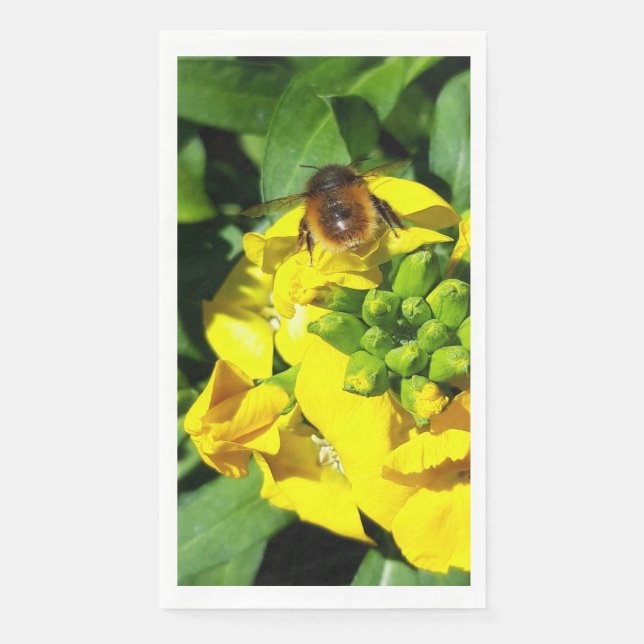Bee on Yellow Flowers Serviette (Vorderseite)