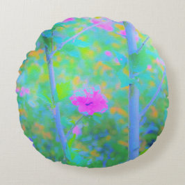 Beeindruckende blaue Landschaft mit rosa Blume Rundes Kissen