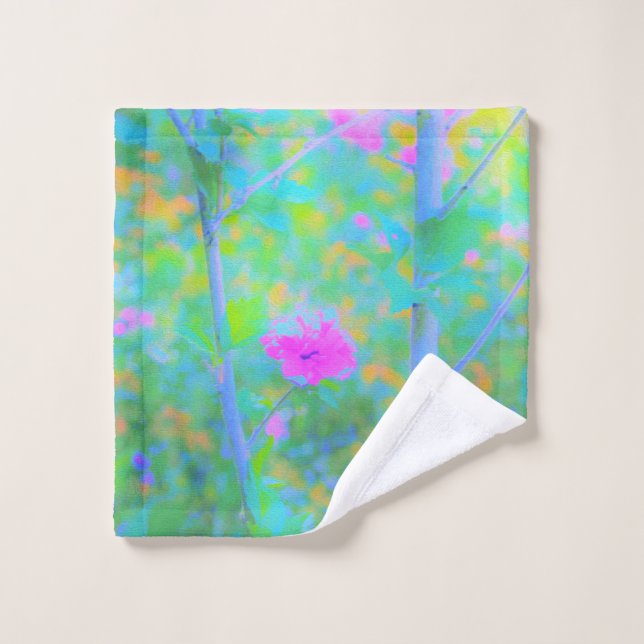 Beeindruckende blaue Landschaft mit rosa Blume Waschlappen (Waschlappen)