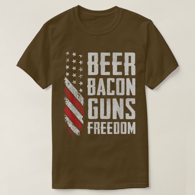 Beer Bacon Guns Freedom USA GRILLEN American Flag  T-Shirt (Design vorne)