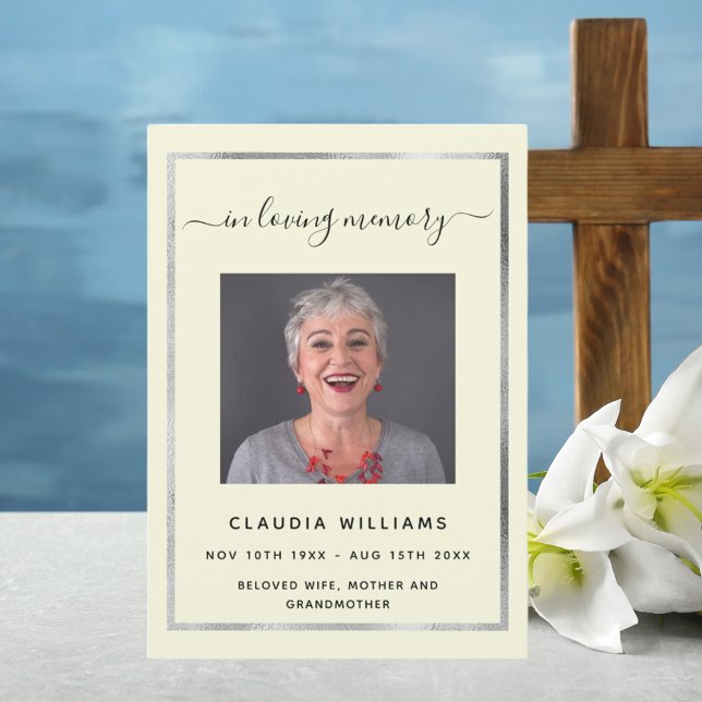 Beerdigung des Programms zur Beerdigung des beigen Einladung (Von Creator hochgeladen)