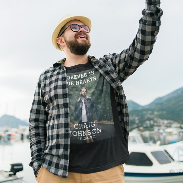 Beerdigung im liebenden Gedächtnis | FOTO T-Shirt (Von Creator hochgeladen)