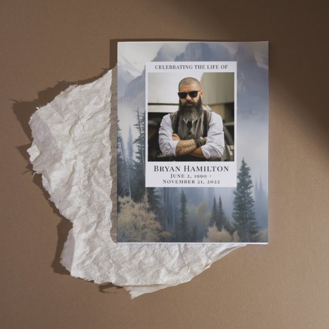 Beerdigung von Wasserfarbenwäldern Einladung (Von Creator hochgeladen)