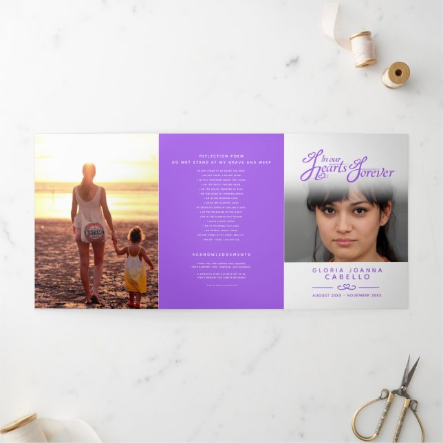 Beerdigungsprogramm in unseren Herzen lila Dreifach-gefaltete Programmkarte (Außenbereich)