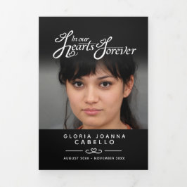 Beerdigungsprogramm in unseren Herzen Schwarz-weiß Dreifach-gefaltete Programmkarte