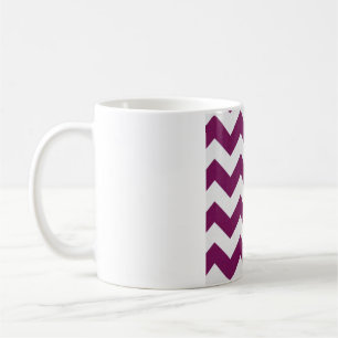 Beerpurpur-Chevron – Strukturiertes Weiß-Zickzack Kaffeetasse
