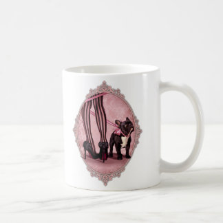 Befestigt zu meiner französischen Bulldogge Tasse