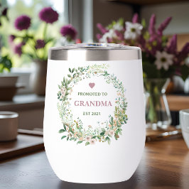 Befördert nach Oma Est. 2025 Blumendesign