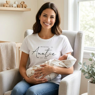 Befördert zu Auntie Classic EST-Jahresdesign T-Shirt