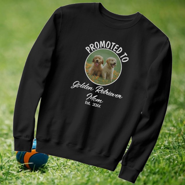 Befördert zur Mama des Hundes festgestelltes Datum Sweatshirt (Von Creator hochgeladen)