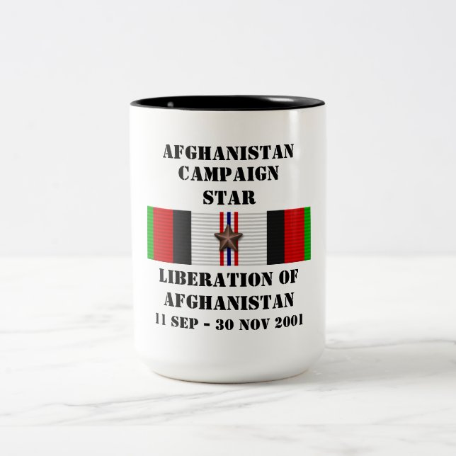 Befreiung Afghanistans/KAMPAGNER STAR Zweifarbige Tasse (Mittel)