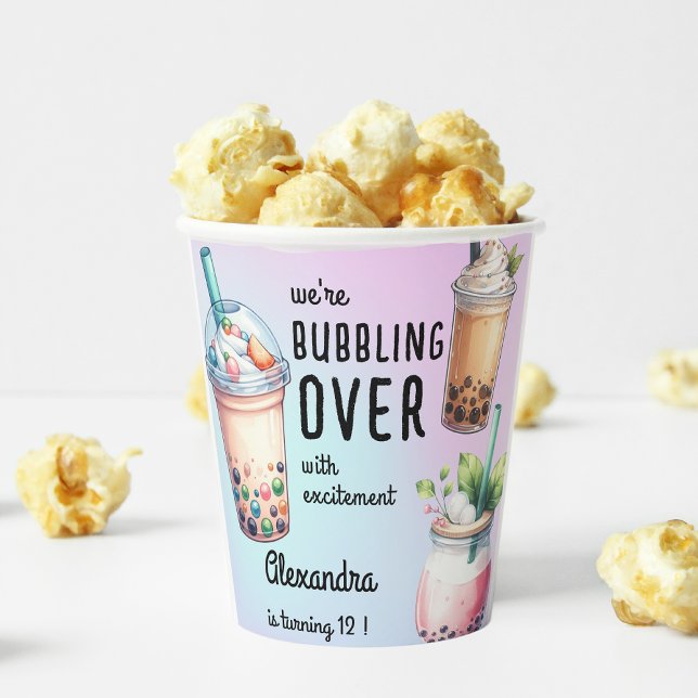 Begeisterung für den Geburtstag des Bobba-Tees Pappbecher (Von Creator hochgeladen)