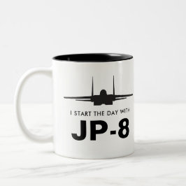 Beginnen Sie der Tag mit JP-8 der mächtigen Tasse