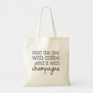 Beginnen Sie mit Kaffee-Ende mit Tragetasche