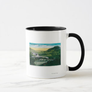 Begrenzte Eisenbahn nahe Hufeisenkurve Tasse