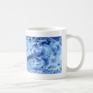 Begrüßen Sie Mary, die von der Kaffeetasse