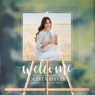 Begrüßung von Skripten für Graduiertengruppen und  Acrylschild