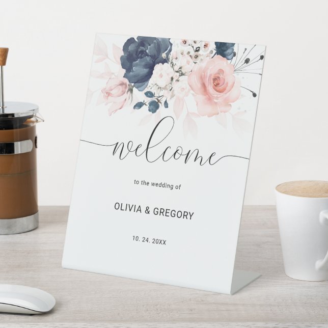 Begrüßungszeichen für Hochzeiten in Navy Blue und  Sockelschild (In SItu)