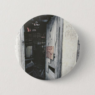 Behalt aus, ein verlassenes Gebäude Button