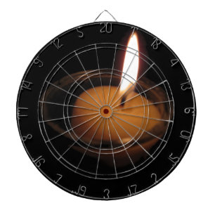 Behalt der Flammenbrennerkrone Dartscheibe
