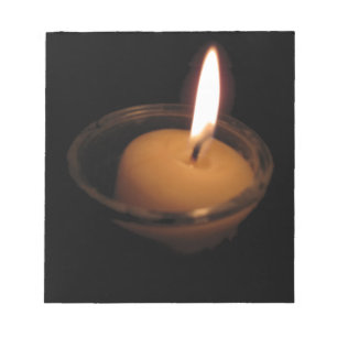 Behalt der Flammenbrennerkrone Notizblock