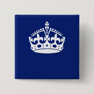 Behalt eines Calm Crown-Symbols auf Navy Blue Button