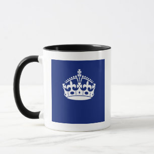 Behalt eines Calm Crown-Symbols auf Navy Blue Tasse