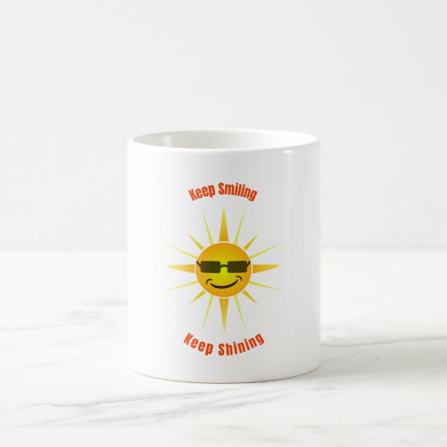 Behalt Lächeln und Behalt Shining Kaffeetasse (Mittel)