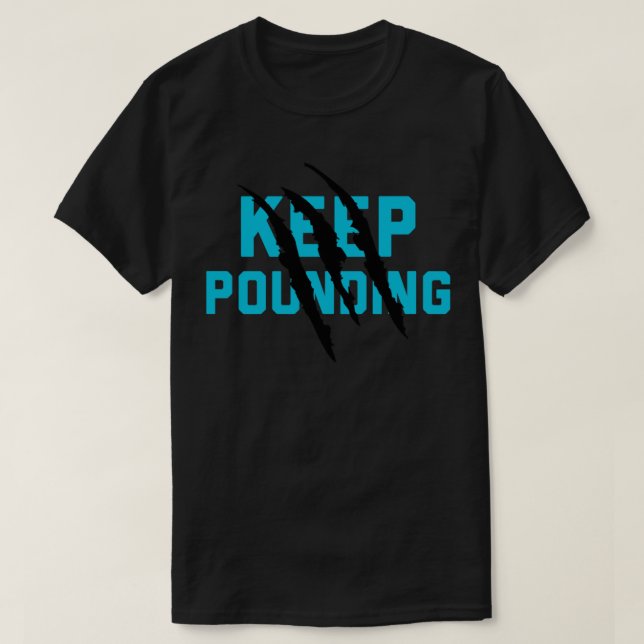 Behalt Pounding - Carolina Panthers Klassischer T  T-Shirt (Design vorne)