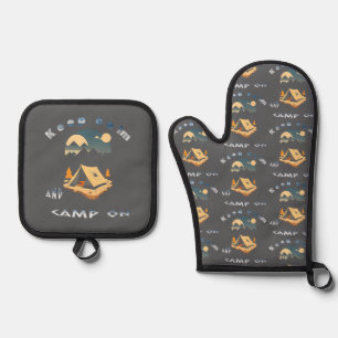 Behalt Ruhe und Camp auf Abenteuercamps Ofenhandschuh & Topflappen-Set
