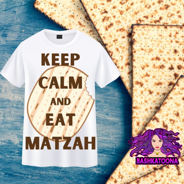 Behalt Ruhe und essen Matzah Funny Pessach Design T-Shirt (Von Creator hochgeladen)