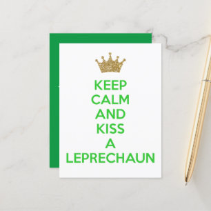 Behalt Ruhe und Kuss ein Party der Leprechaun-Feie Ankündigungspostkarte