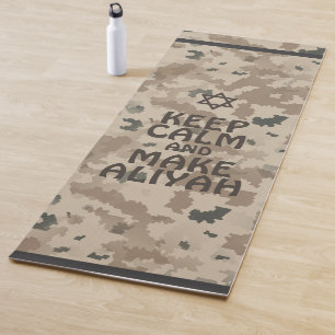 Behalt Ruhe und mache Aliyah Yogamatte
